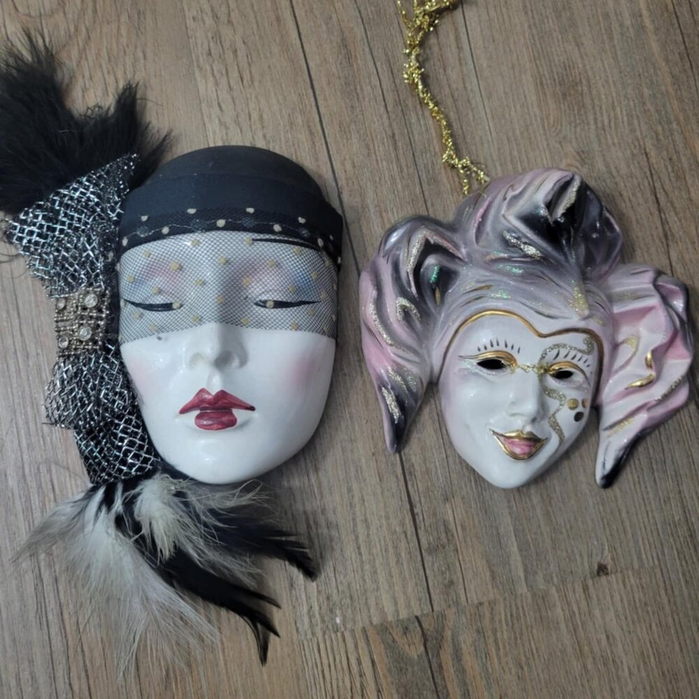 2 Vintage Porcelain/Ceramic deco jester/80s masks - kitschy wall decor